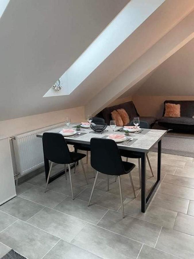 ハイデゥソボスローGreta Lux Apartmanアパートメント エクステリア 写真